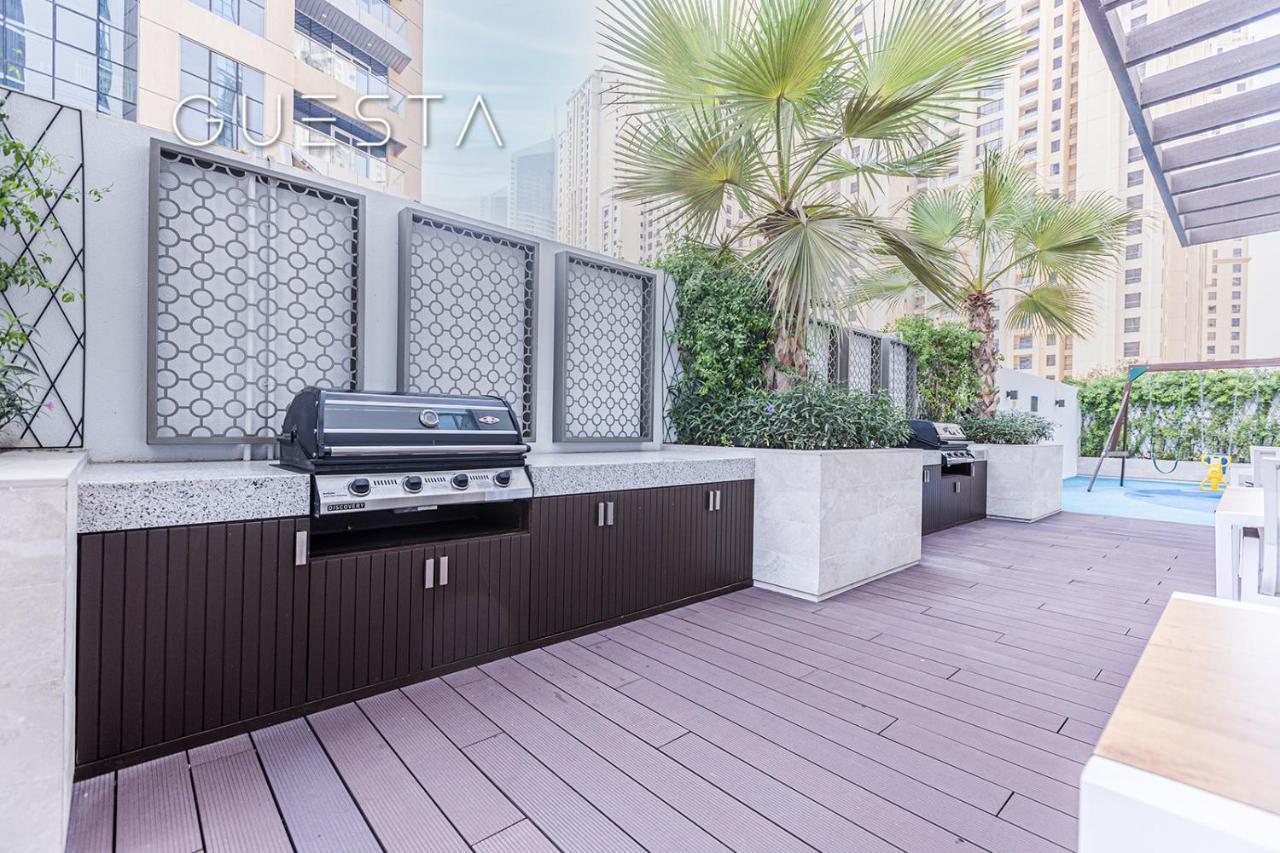 Liv Residence, Dubai Marina Екстериор снимка